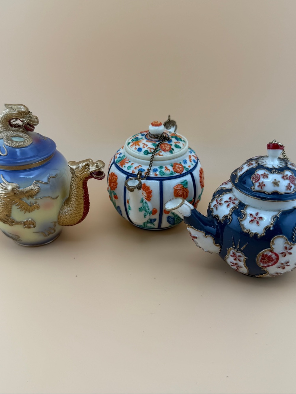 Nini~Miniature Teapot-Hand Painted~Trinket Box~ Resin w Chain Lids- Set Of 3